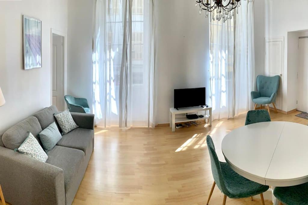 Saint Philippe - T3 Terrasse Pres De La Plage ニース エクステリア 写真